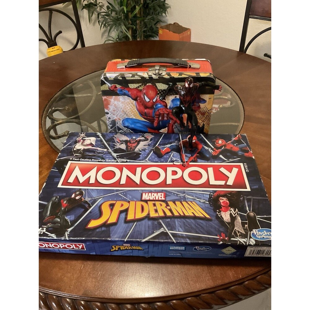 Monopoly Spider-Man Bundle CollectParker Brothers Marvel Lunch Box Action Figure